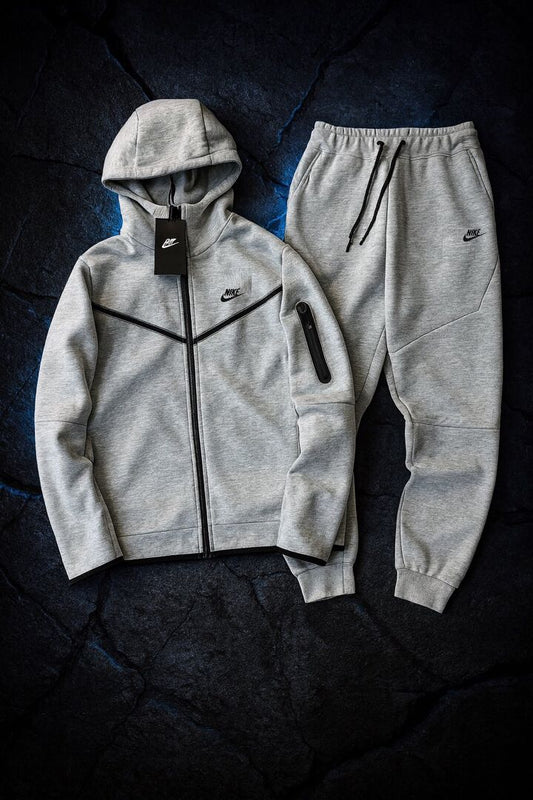 Conjunto Nike Tech Fleece Cinza